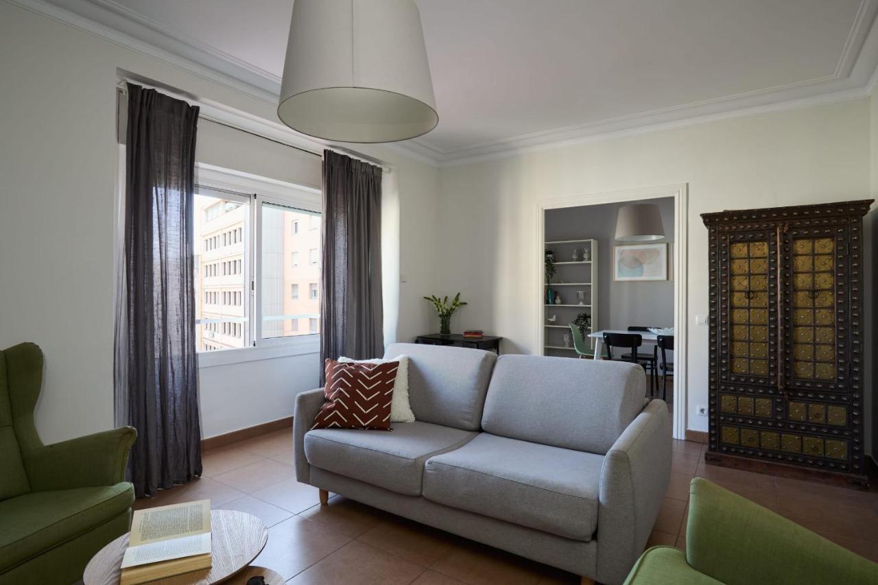 Casa Cosi - Casanova 7 Apartment Barcelona Bagian luar foto